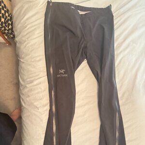 Arc'Teryx Beta Pant - Size Medium - Lightly Used